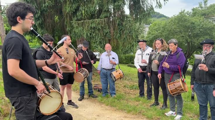 Herrigunetik landa eremura, Isidro Ansorenaren doinuak zabaltzen