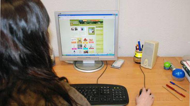 Ba al zenekien itzulpenak eskatu ditzakezula Internetez? Eta euskaraz ikasteko diru-laguntzak dituzula? Eta... www.buruntzaldea.org