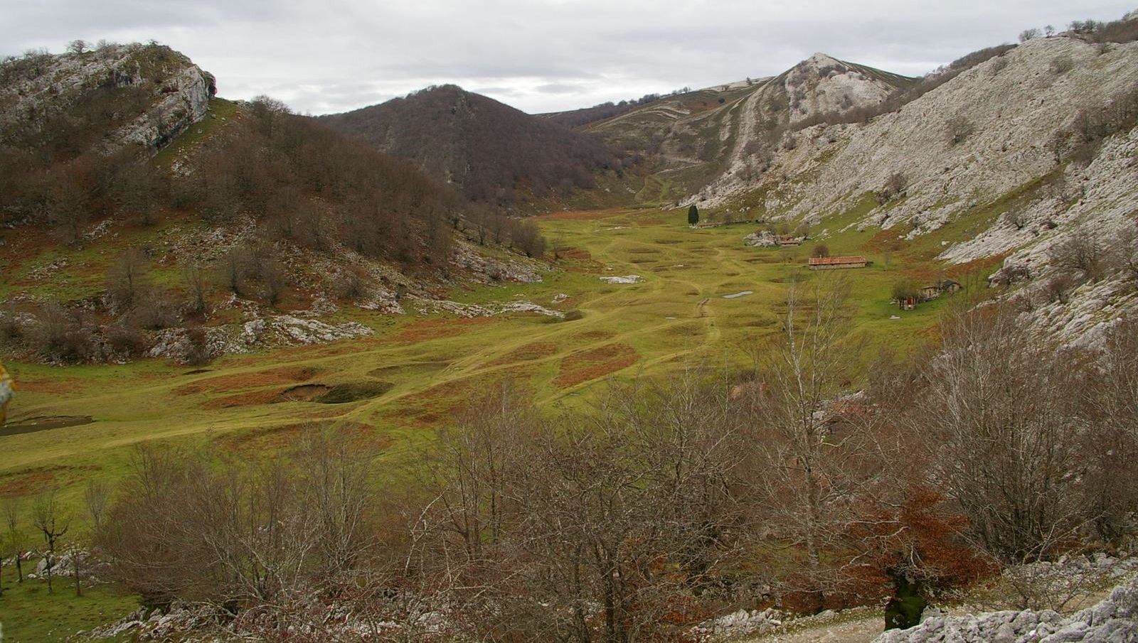 Sakan, leize eta ur-jauzi artetik, euskal nortasun modernoaren epizentrora