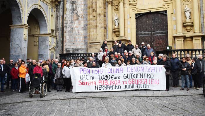 Eskubideak aldarrikatzera aterako dira pentsionistak plazara, bihar