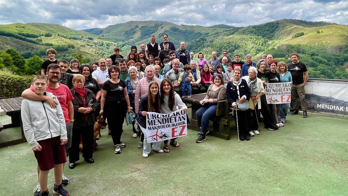 «Ezin dugu onartu Ikatz Ganek aurrera egitea, Aranoko herriaren gainbehera ekarriko luke»