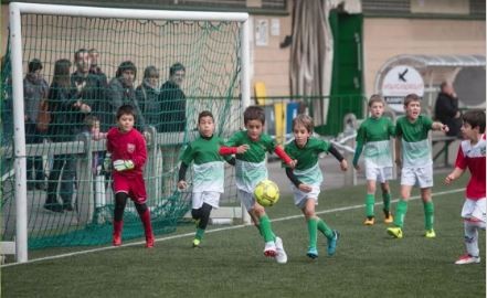 23-24 ikasturterako CD Hernani futbol eskolarako izenematea, zabalik