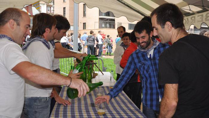 Egun osoko festa, giro ona sustatzeko