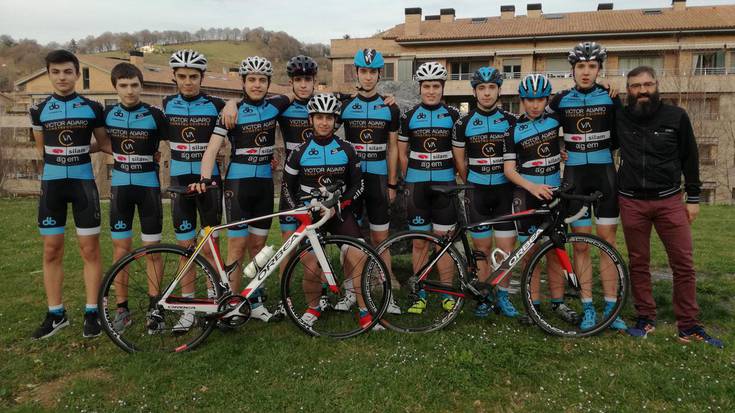 Pedal kolpez pedal kolpe, taldea indartuz