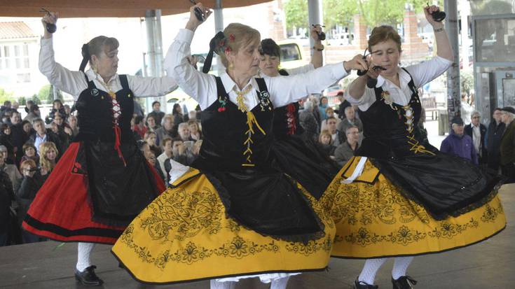 Jan-edana eta dantza, festa giroan