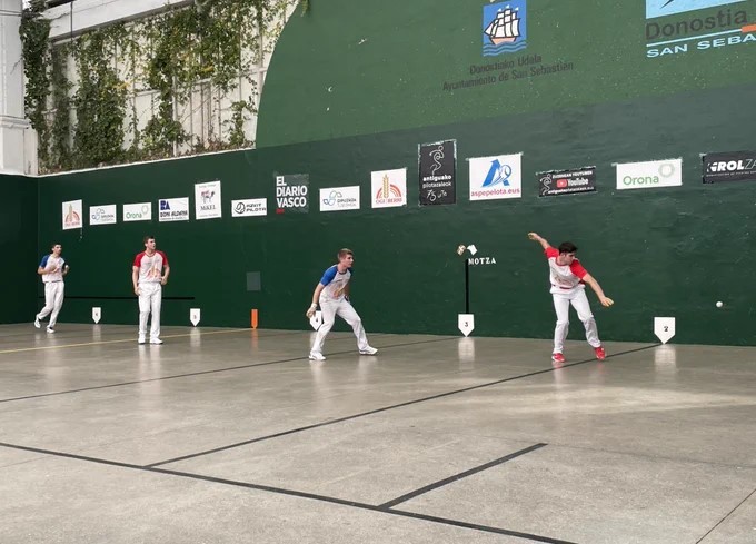 Beñat Apezetxeak garaipena, eta Antton Apezetxeak porrota, Antiguan