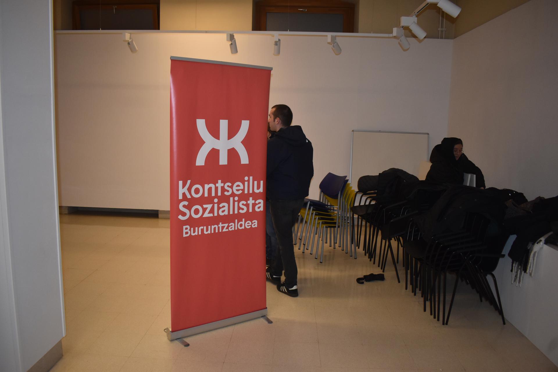 Batzar irekia bihar, Kontseilu Sozialistak