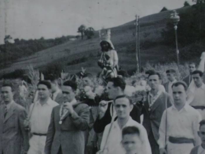 «Sei ereserki egin dizkiote Zikuñagako Amari, horrek erakusten du herrian izan duen garrantzia»