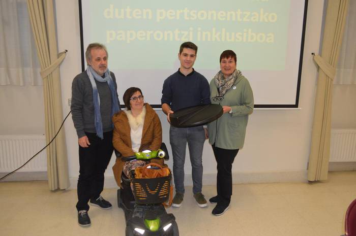 Paperontziak egokituko dira ikusmen urritasuna dutenentzat