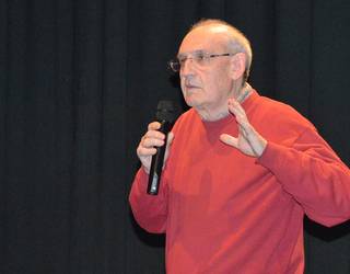 Umorerako gai izango dira gaurkoan, heriotza, oztopoak eta zahartzaroa