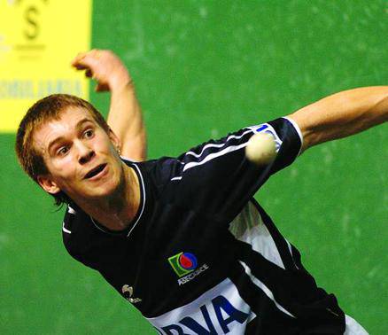 Oier Mendizabalek irabazi 22-18
