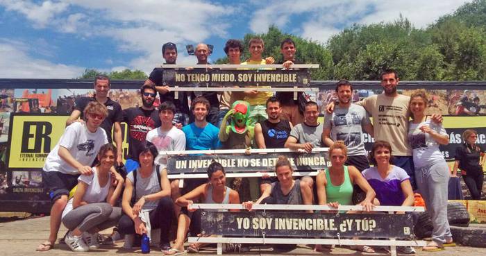 Hogeita bost lagun, San Adrianeko Eternal Running proban