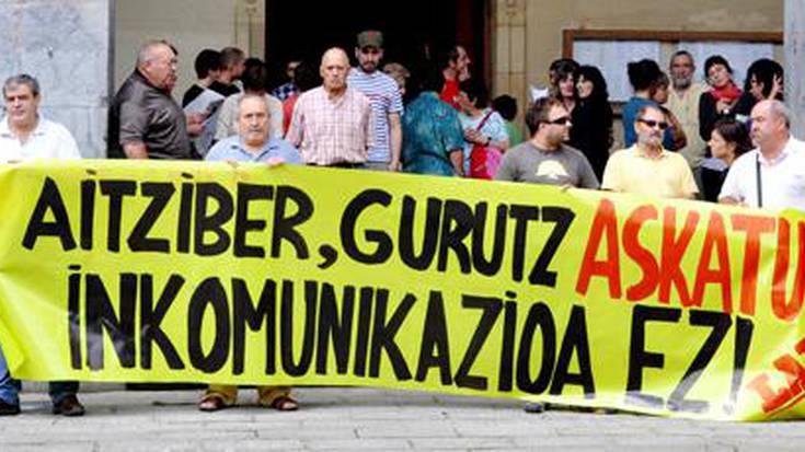 Kontzentrazioak eta asanblada informatiboak egunero, inkomunikazioak iraun bitartean