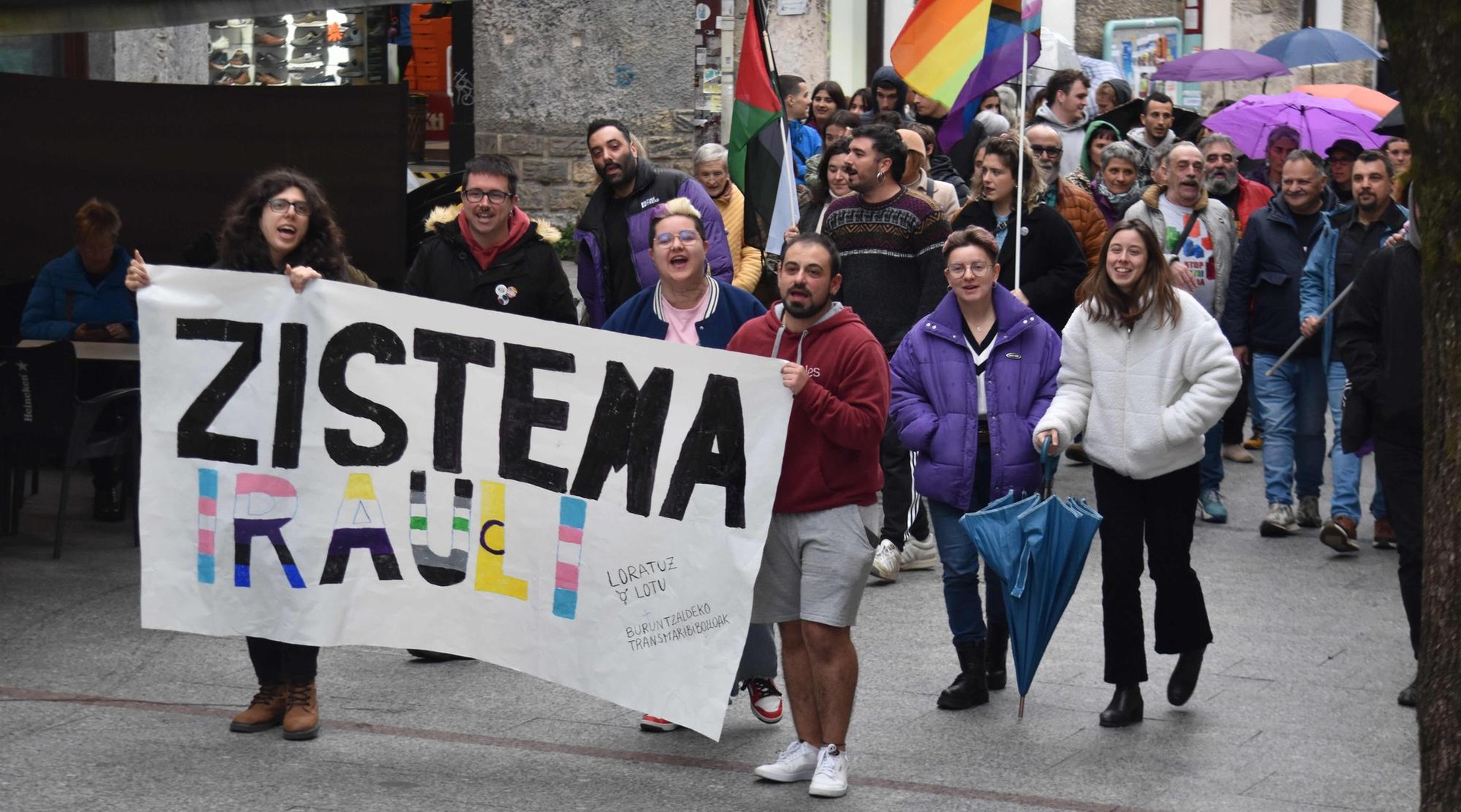Trans mugimenduari ikusgarritasuna eman zitzaion