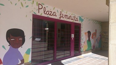 Zaintza izango dute hizpide bihar goizean, Kulturarteko Plaza Feministako mahai inguruan