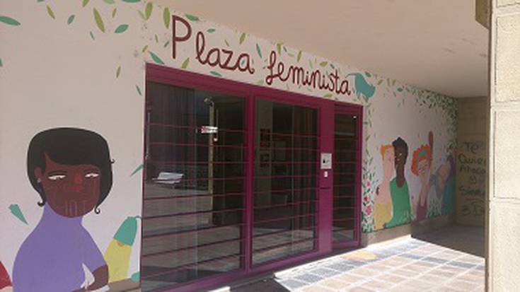 Plaza feministan filma eskainiko da