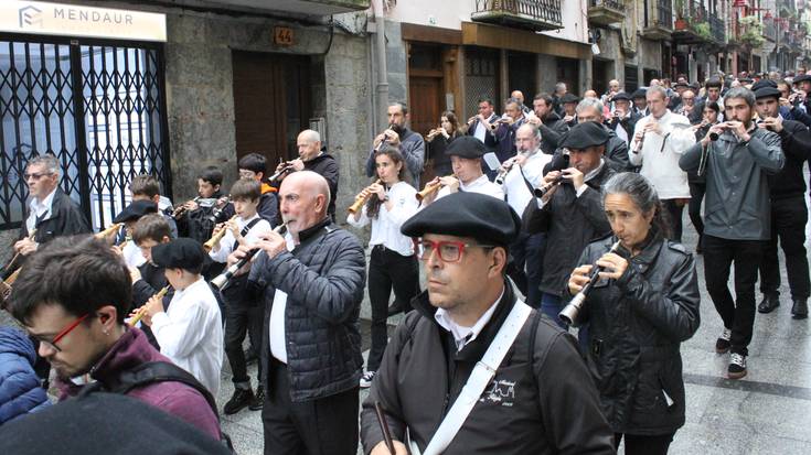 Dultzaineroen Topaketak hartuko ditu Hernaniko kaleak, igande honetan