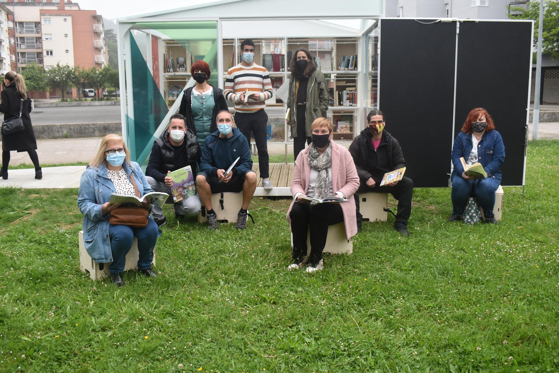 Antziolako libguneko kutxen pintura tailerra, gaur