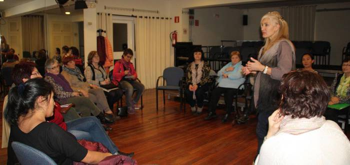 Emakumeen curriculum izkutuez ariko dira asteartean 