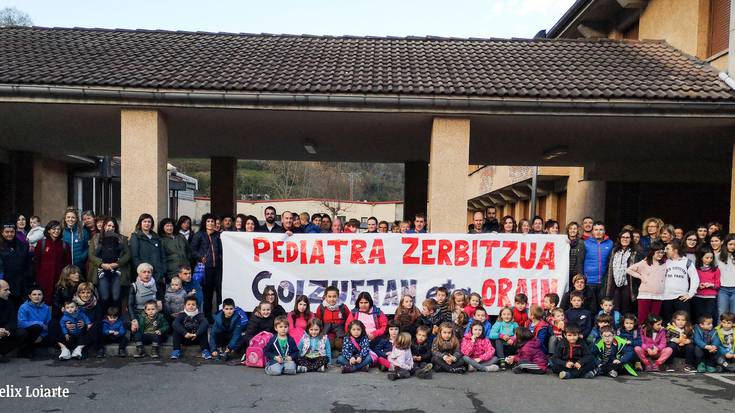 Zerbitzua berrezartzeko lanean, herritarrak
