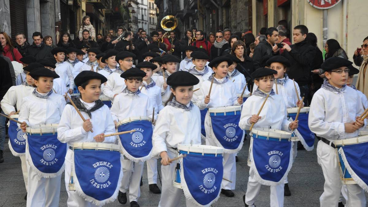 Iñude eta Artzainekin batera, danbor joleak