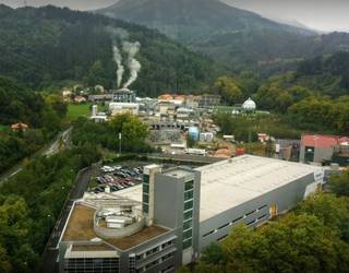 Lastaolako biltegi kimikoaren kontra sinadurak biltzen, ferian bihar