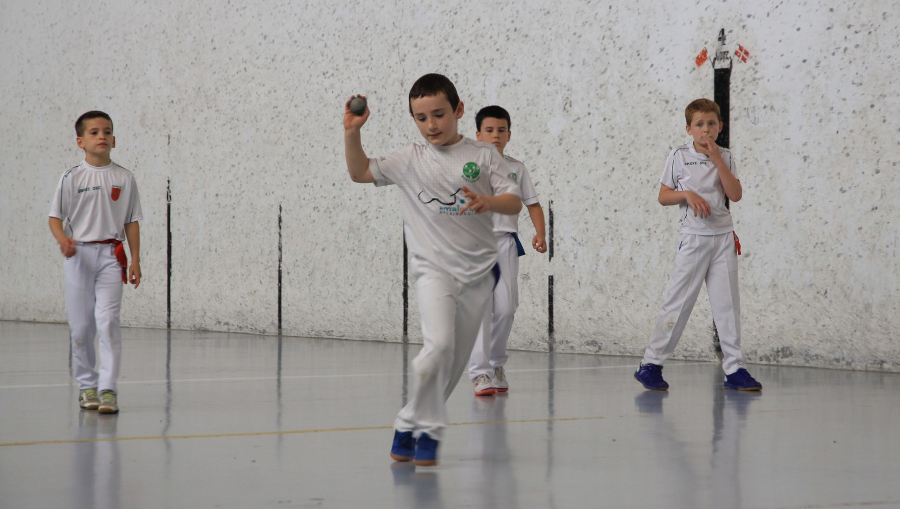 Mendialdekoaren sei semifinal jokatuko dituzte bihar, Goizuetan