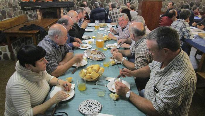 Abenduaren 13an barrikotea izango da Ur Mian