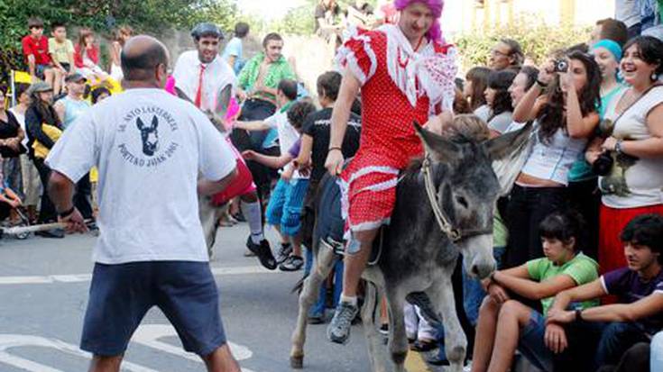 Portuko San Joan Txiki jaiak
Mila ume eta zazpi asto, gaur Portun
