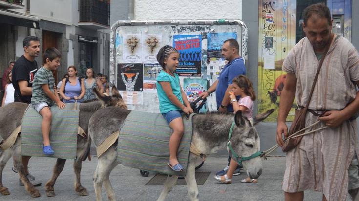 Bihar arte, postuak eta animazioa