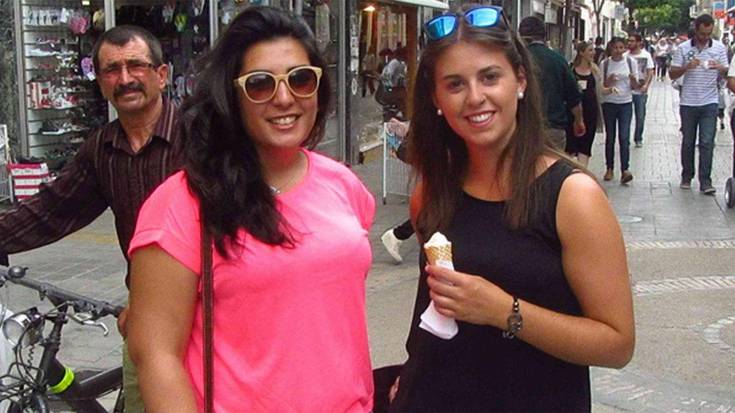 «Esperientzia zoragarria da, enpresa  mundua gertutik ezagutzen ari gara»