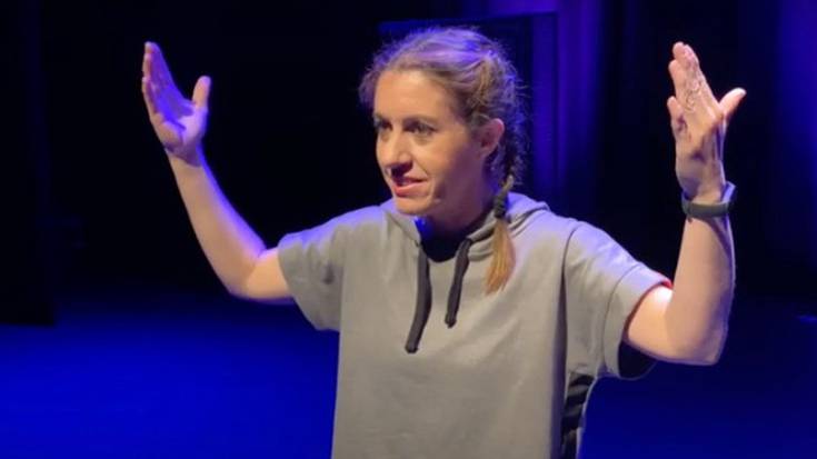 'Txapeldun bihotza' bakarrizketa eskainiko du Ainhoa Ruizek gaur, udaletxeko ganbaran