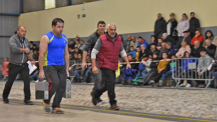 Pentlatoi ikusgarriarekin agurra, San Isidro jaiei