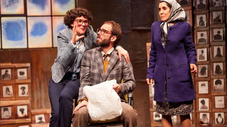 Hiru saioetako sarrerak salgai, bihartik