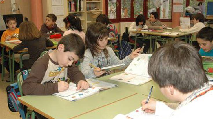 Oporrei adio... egun on andereño Sagrario!