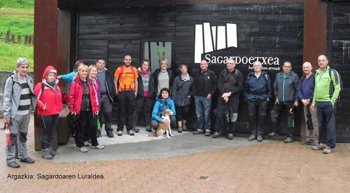 Sagarra eta sagardoaren inguruko hainbat ekintza prestatu ditu Sagardoetxeak, udaberrirako