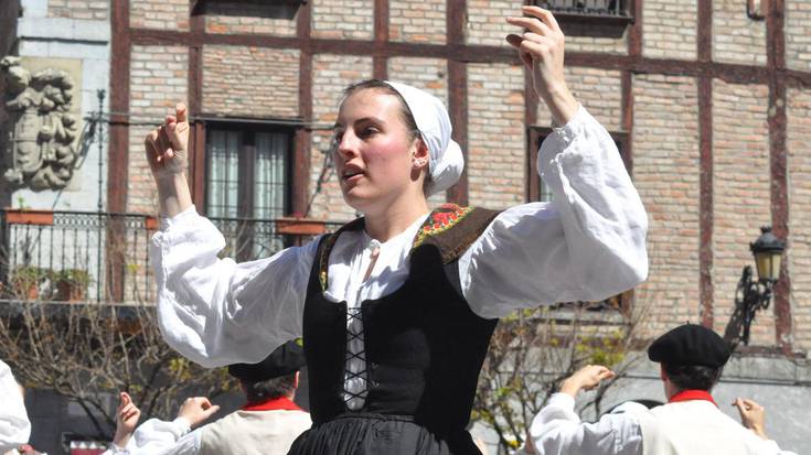 Bilera etzi, Dantzari Festa dela eta