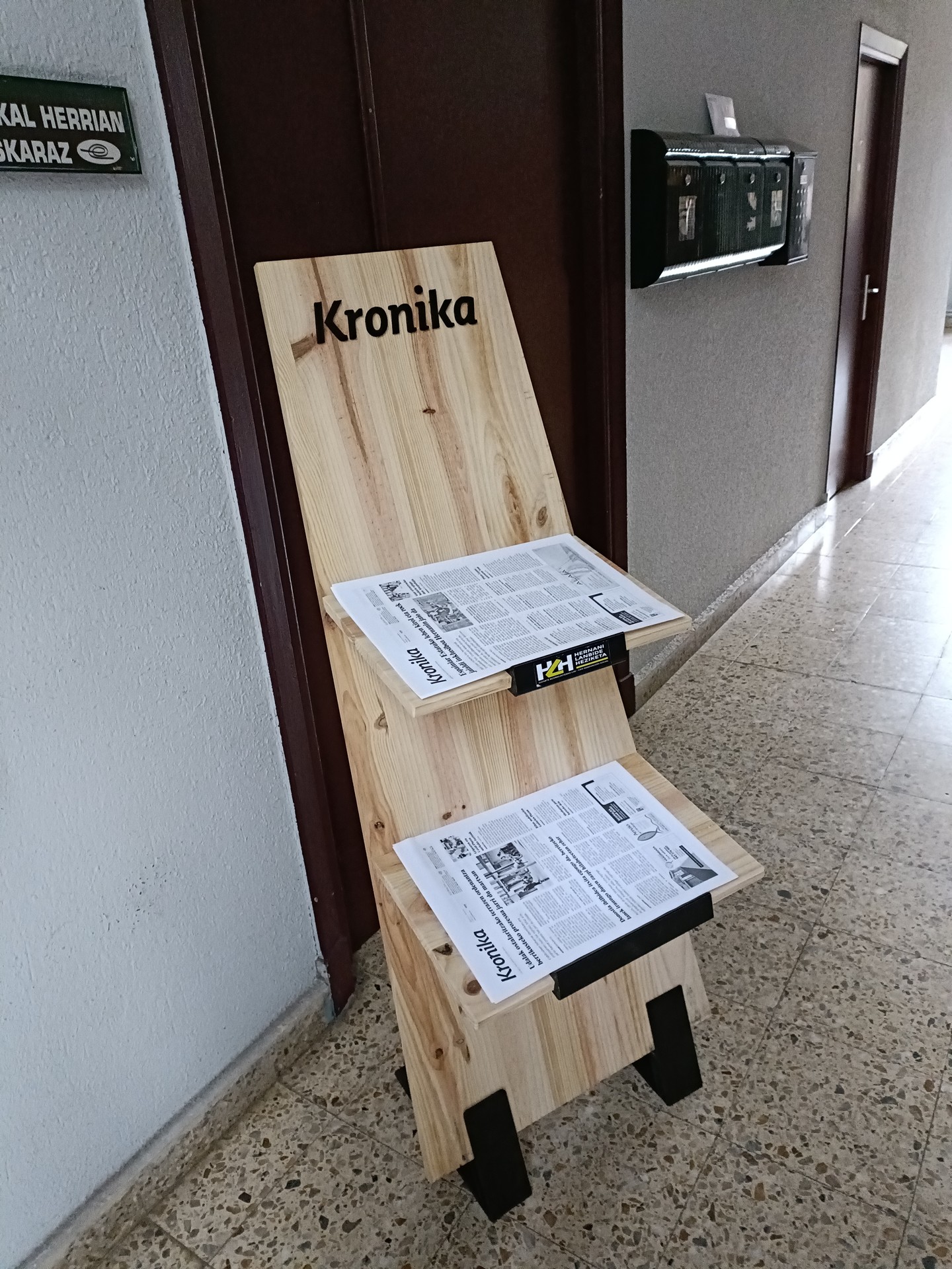 Kronikaren  lehenengo euskarria