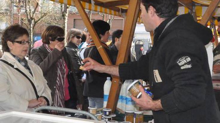 Azoka eguerdira arte, Plaza Berrin