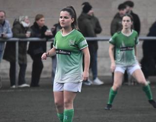 Berdinketa liderraren etxean, Euskal Ligako Hernaniko neskek