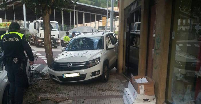 Susto ederra, Txirrita kalean