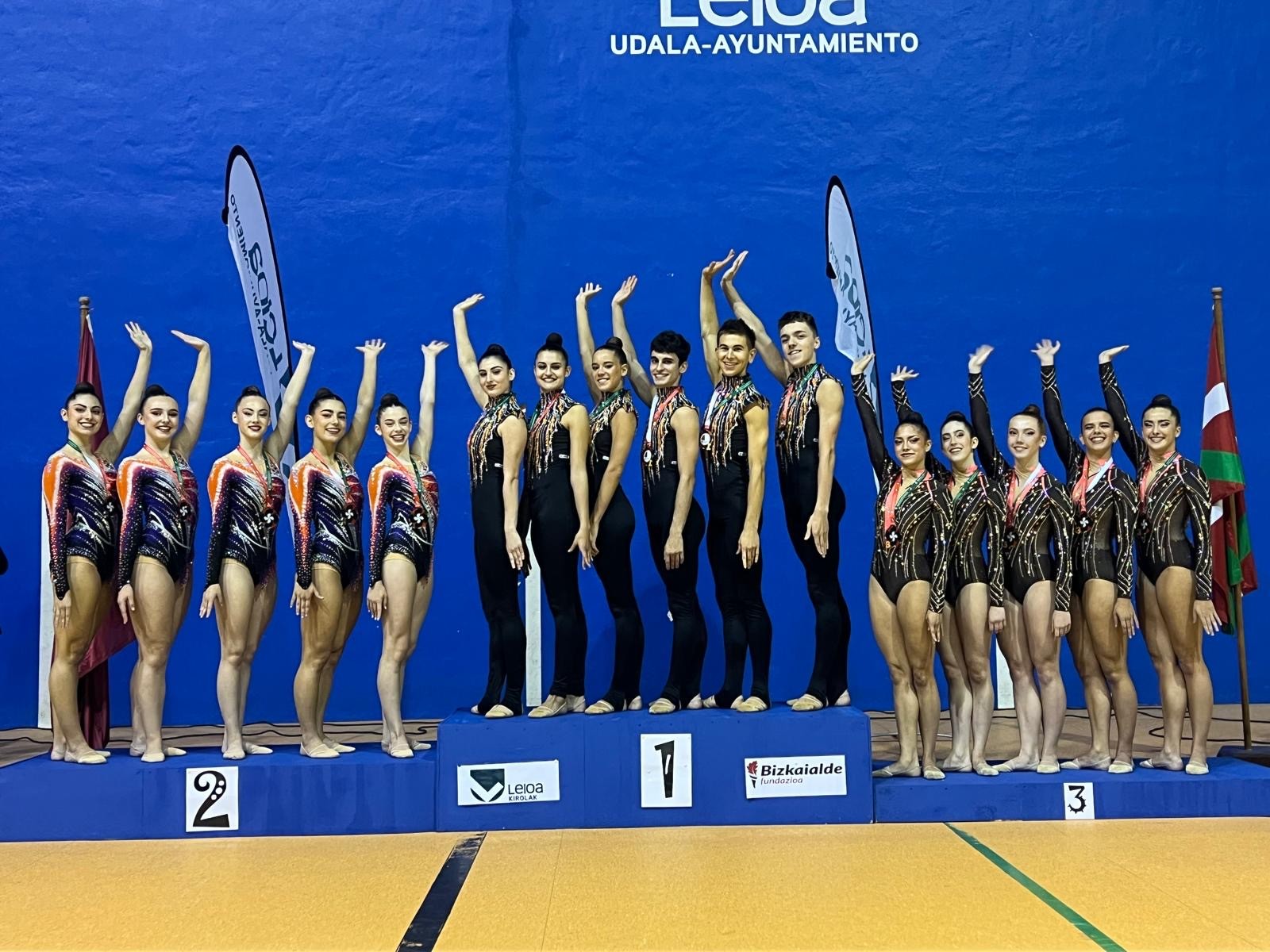 Unax Pellejero eta Hize Andueza gimnasta hernaniarrak, Euskadiko eta Gipuzkoako txapeldun Donosti klubarekin