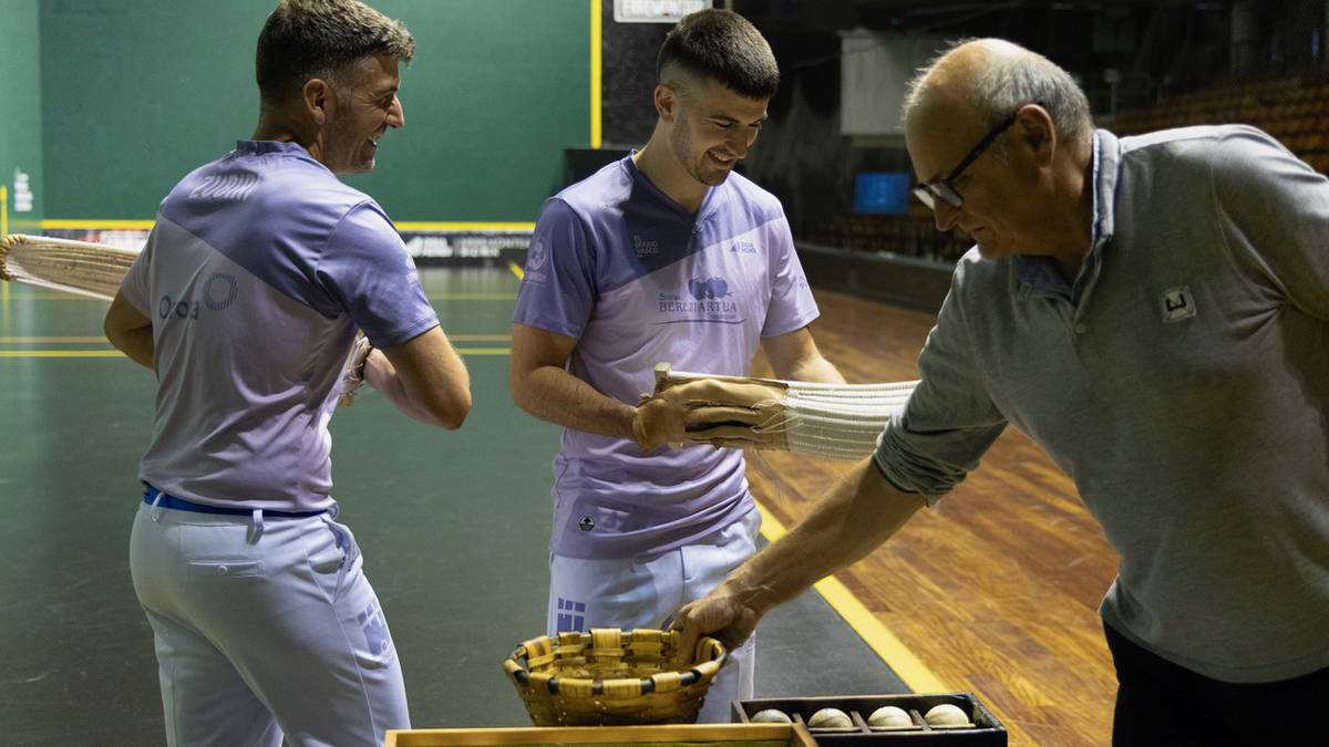 Ansa eta Zubiri, erremonteko Sagardoaren Txapelketako finalerdietara