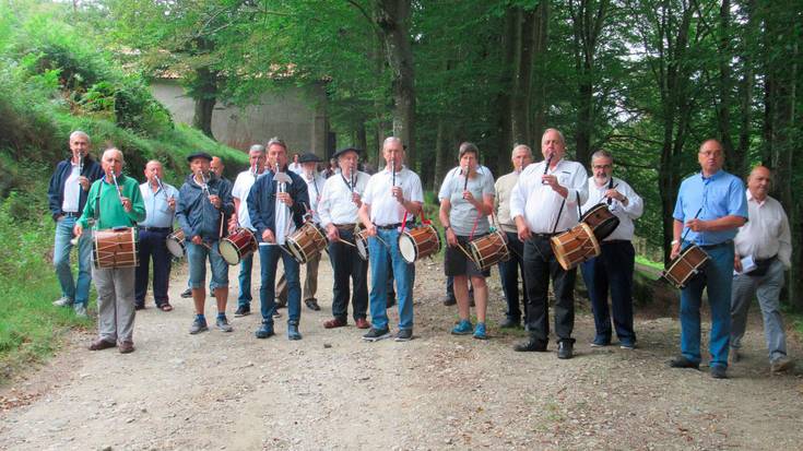 San Rokeko bazkari txartelak, salgai