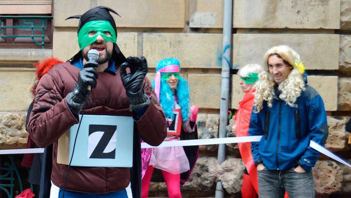 Euskeraz blai, mintzodromoan