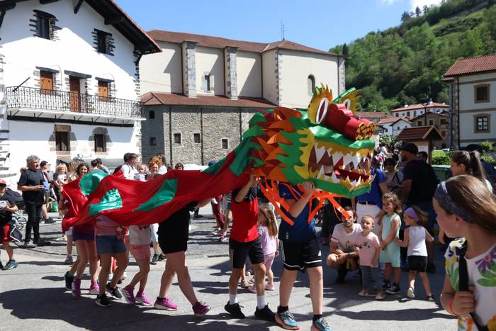 Txinoko Jaietan jauziak dantzatzeko entsaioak hasiko dituzte gaur