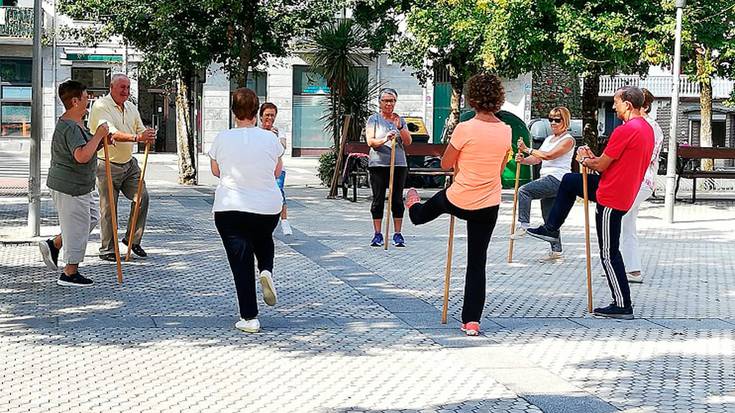 Ttipi-ttapa hasiko da bihar eta gaur gimnasia ikastaroa Astigarragan