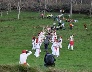 Zahagi dantza egingo dute Goizuetan, Inauteriei errematea jartzeko