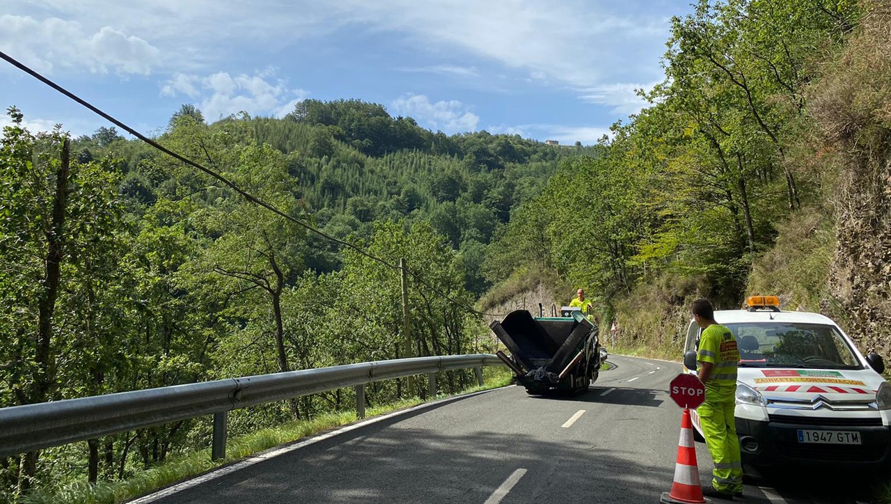 Goizuetatik Hernanira bidean bost kurba berri zabaldu dituzte