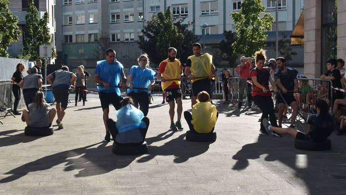 Egun osoko festa borobila izango da gaur Txantxillan, auzoetako jaiei agur esateko